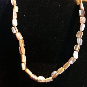 Sandstone (necklace)